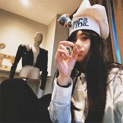 金光松美的四块石板 在线观看